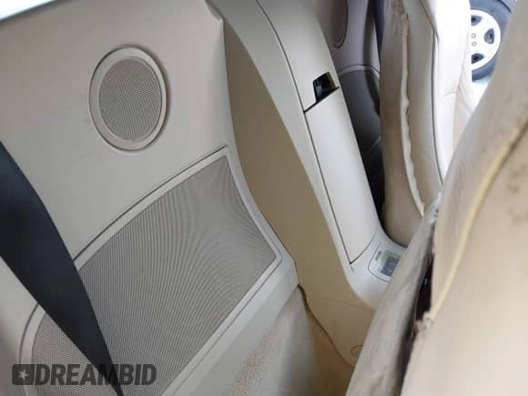 2005 BMW Z4 2.5i с VIN 4USBT33535LS54102, выставлен на аукционе IAAI как лот 42429271 с пробегом 105 155 миль миль и . История ставок и продаж доступна на DreamBid. Изображение 8.