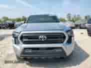 2025 Toyota Tacoma SR5 with VIN 3TYKB5FN9ST019699, listed as a Copart auction lot 86681295 with 1,276 mi miles and Non repairable. Bid and sale history available at DreamBid. Image 5.