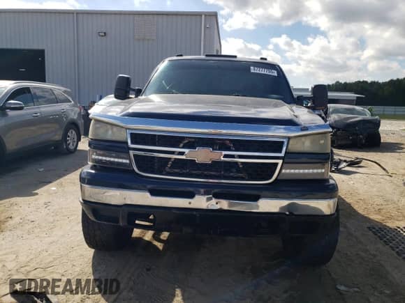 2007 Chevrolet Silverado 1500 LS with VIN 2GCEK13T871150318, listed as a Copart auction lot 87277755 with 193,688 mi miles and Clean title. Bid and sale history available at DreamBid. Image 5.