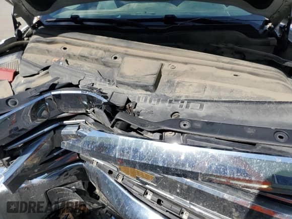 2016 Chevrolet Silverado 2500HD Work Truck с VIN 1GC0KUEG2GZ299097, выставлен на аукционе Copart как лот 84360355 с пробегом 200 804 миль миль и Списание • Salvage title. История ставок и продаж доступна на DreamBid. Изображение 11.