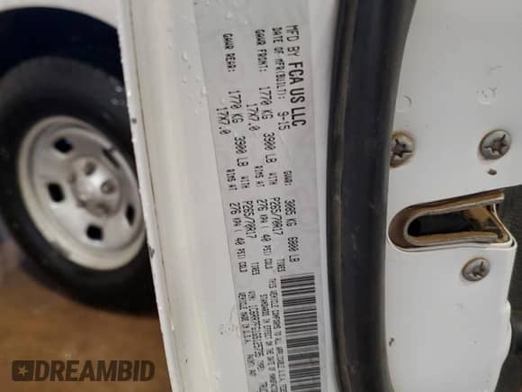 2016 Ram 1500 Tradesman z VIN 1C6RR7FG1GS125735, wystawiony jako Copart lot #48468435 z przebiegiem 184 049 mil mil oraz Czysty tytuł • Clean title. Historia ofert i sprzedaży dostępna na DreamBid. Obrazek 12.