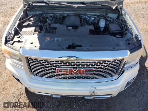 2015 GMC Sierra 1500 Denali z VIN 3GTU2WEC1FG320062, wystawiony jako Copart lot #81668345 z przebiegiem 132 850 mil mil oraz Szkoda całkowita • Salvage title. Historia ofert i sprzedaży dostępna na DreamBid. Obrazek 11.