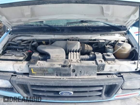 2004 Ford Econoline Cargo with VIN 1FTRE14W24HA72208, listed as a IAAI auction lot 41566737 with 95,391 mi miles and . Bid and sale history available at DreamBid. Image 10.