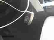 2017 Land Rover Discovery HSE z VIN SALRRBBV7HA046036, wystawiony jako IAAI lot #43238640 z przebiegiem 85 594 mil mil oraz . Historia ofert i sprzedaży dostępna na DreamBid. Obrazek 11.