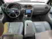 2008 Chevrolet TrailBlazer 2LT z VIN 1GNDS13S982120028, wystawiony jako Copart lot #84414075 z przebiegiem 276 815 mil mil oraz Szkoda całkowita • Salvage title. Historia ofert i sprzedaży dostępna na DreamBid. Obrazek 8.