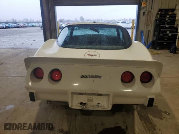 1979 Chevrolet Corvette с VIN 1Z8789S406567, выставлен на аукционе Copart как лот 43365335 с пробегом 90 615 миль миль и Списание • Salvage title. История ставок и продаж доступна на DreamBid. Изображение 6.