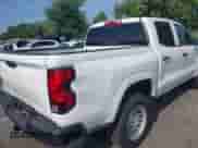 2023 Chevrolet Colorado 2WD Work Truck с VIN 1GCPSBEK7P1156474, выставлен на аукционе IAAI как лот 42871378 с пробегом 22 835 миль миль и . История ставок и продаж доступна на DreamBid. Изображение 4.