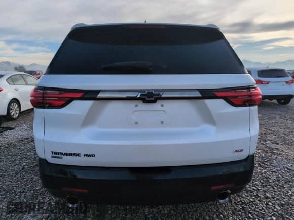 2024 Chevrolet Traverse with VIN 1GNETYKWXRJ132260, listed as a Copart auction lot 42018065 with 14,584 mi miles and Salvage title. Bid and sale history available at DreamBid. Image 6.
