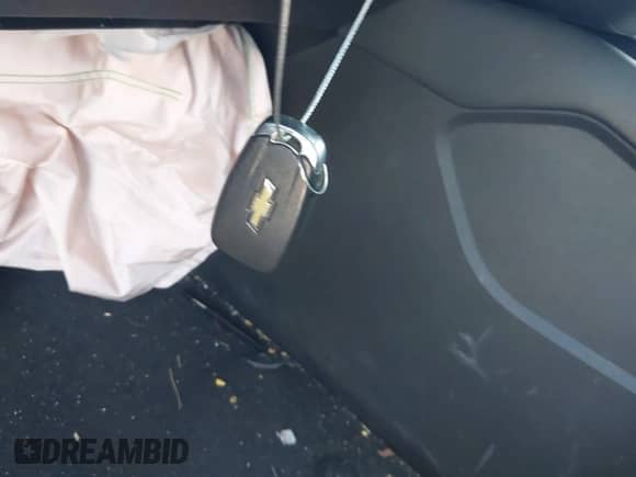 2021 Chevrolet Blazer RS с VIN 3GNKBERS6MS530290, выставлен на аукционе IAAI как лот 42557933 с пробегом 117 519 миль миль и . История ставок и продаж доступна на DreamBid. Изображение 11.