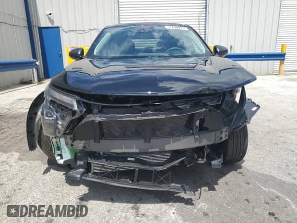 2025 Chevrolet Trax LS z VIN KL77LFEP8SC181281, wystawiony jako Copart lot #62471235 z przebiegiem 4 186 mil mil oraz Czysty tytuł • Clean title. Historia ofert i sprzedaży dostępna na DreamBid. Obrazek 5.