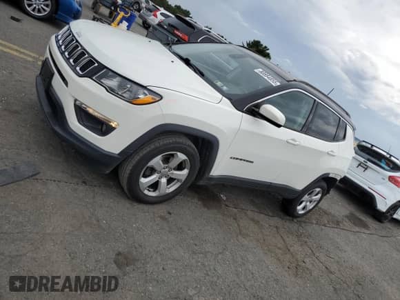 2018 Jeep Compass Latitude with VIN 3C4NJDBB9JT251810, listed as a Copart auction lot 80884855 with 69,847 mi miles and Salvage title. Bid and sale history available at DreamBid. Image 1.
