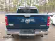 2021 Ram 1500 Longhorn z VIN 1C6SRFKT8MN664605, wystawiony jako IAAI lot #41717119 z przebiegiem 56 340 mil mil oraz . Historia ofert i sprzedaży dostępna na DreamBid. Obrazek 17.