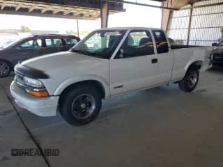 2001 Chevrolet S-10 LS с VIN 1GCCS19W918128793, выставлен на аукционе Copart как лот 60813335 с пробегом 141 221 миль миль и Списание • Salvage title. История ставок и продаж доступна на DreamBid. Изображение 1.