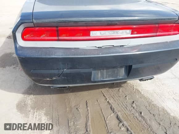 2012 Dodge Challenger SXT Plus с VIN 2C3CDYAG3CH101081, выставлен на аукционе IAAI как лот 43497610 с пробегом 397 242 миль миль и . История ставок и продаж доступна на DreamBid. Изображение 17.