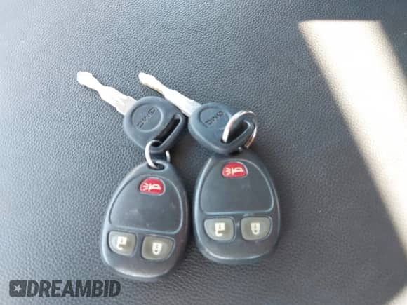 2011 GMC Sierra 1500 SLE z VIN 3GTP2VEA7BG343121, wystawiony jako IAAI lot #43283031 z przebiegiem 130 463 mil mil oraz . Historia ofert i sprzedaży dostępna na DreamBid. Obrazek 11.