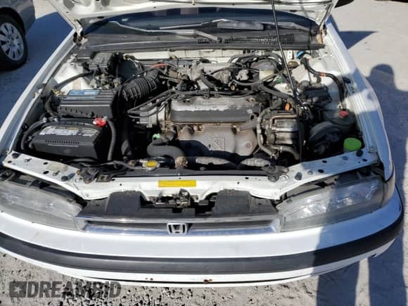 1990 Honda Accord LX z VIN JHMCB7653LC016309, wystawiony jako Copart lot #41487615 z przebiegiem 197 362 mil mil oraz Czysty tytuł • Clean title. Historia ofert i sprzedaży dostępna na DreamBid. Obrazek 11.