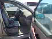 2004 Toyota Sienna XLE z VIN 5TDZA22C34S207668, wystawiony jako IAAI lot #43543397 z przebiegiem 213 009 mil mil oraz . Historia ofert i sprzedaży dostępna na DreamBid. Obrazek 5.