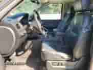 2007 Chevrolet Suburban LTZ с VIN 3GNFK16347G317059, выставлен на аукционе Copart как лот 81213085 с пробегом 202 394 миль миль и Списание • Salvage title. История ставок и продаж доступна на DreamBid. Изображение 7.