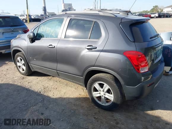 2016 Chevrolet Trax LT with VIN 3GNCJPSB6GL215260, listed as a IAAI auction lot 43171193 with 124,608 mi miles and . Bid and sale history available at DreamBid. Image 3.
