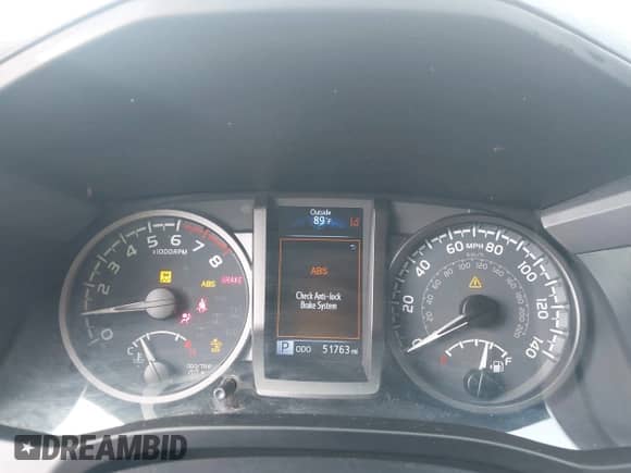 2021 Toyota Tacoma SR с VIN 5TFCZ5AN3MX268371, выставлен на аукционе IAAI как лот 43235555 с пробегом 51 763 миль миль и . История ставок и продаж доступна на DreamBid. Изображение 7.