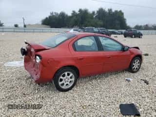 2004 Dodge Neon SXT z VIN 1B3ES56C84D591449, wystawiony jako Copart lot #83077594 z przebiegiem 108 890 mil mil oraz Szkoda całkowita • Salvage title. Historia ofert i sprzedaży dostępna na DreamBid. Obrazek 3.