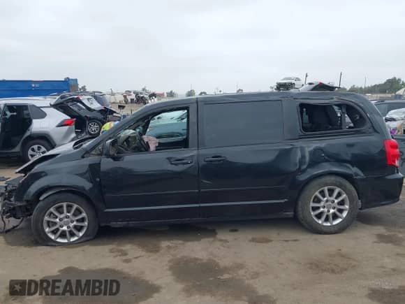 2012 Dodge Grand Caravan R/T z VIN 2C4RDGEG0CR199328, wystawiony jako IAAI lot #42440482 z przebiegiem 193 057 mil mil oraz . Historia ofert i sprzedaży dostępna na DreamBid. Obrazek 15.