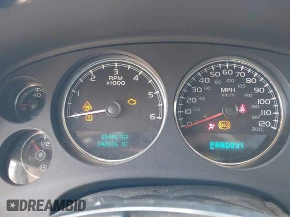 2007 Chevrolet Avalanche 2LT z VIN 3GNEC12J47G313249, wystawiony jako IAAI lot #42325797 z przebiegiem 142 836 mil mil oraz . Historia ofert i sprzedaży dostępna na DreamBid. Obrazek 7.