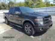 2013 Ford F-150 XL z VIN 1FTFW1ET1DFA95561, wystawiony jako Copart lot #80079035 z przebiegiem 128 937 mil mil oraz Czysty tytuł • Clean title. Historia ofert i sprzedaży dostępna na DreamBid. Obrazek 4.