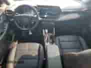 2024 Chevrolet TrailBlazer RS z VIN KL79MTSL8RB102956, wystawiony jako Copart lot #67953325 z przebiegiem 12 004 mil mil oraz Szkoda całkowita • Salvage title. Historia ofert i sprzedaży dostępna na DreamBid. Obrazek 8.