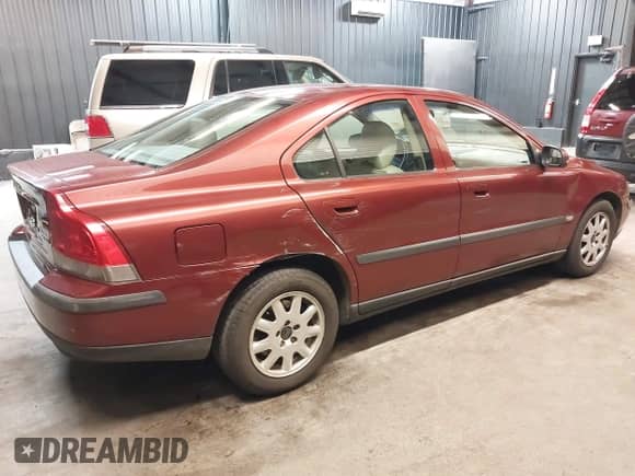 2001 Volvo S60 с VIN YV1RS61R912017817, выставлен на аукционе IAAI как лот 41981663 с пробегом 44 226 миль миль и . История ставок и продаж доступна на DreamBid. Изображение 6.