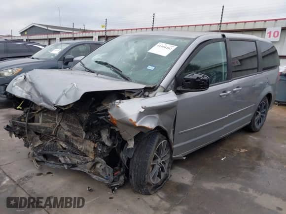 2017 Dodge Grand Caravan SE Plus with VIN 2C4RDGBG3HR636668, listed as a IAAI auction lot 41004402 with 79,684 mi miles and . Bid and sale history available at DreamBid. Image 19.