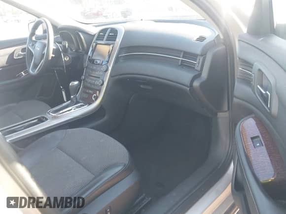 2013 Chevrolet Malibu LT with VIN 1G11C5SA3DF169598, listed as a IAAI auction lot 43381078 with 191,135 mi miles and . Bid and sale history available at DreamBid. Image 5.