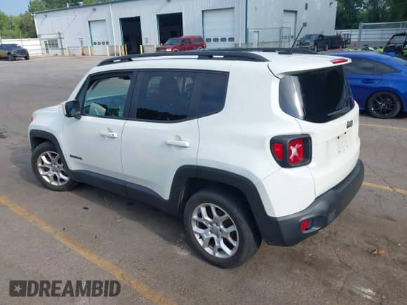 2017 Jeep Renegade Latitude с VIN ZACCJABB3HPE48978, выставлен на аукционе IAAI как лот 42988398 с пробегом 122 734 миль миль и . История ставок и продаж доступна на DreamBid. Изображение 3.