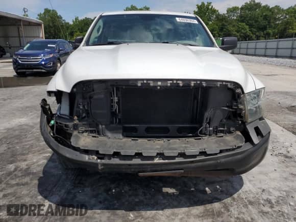 2013 Ram 1500 Tradesman z VIN 3C6JR6DP2DG524523, wystawiony jako Copart lot #64696364 z przebiegiem 159 307 mil mil oraz Szkoda całkowita • Salvage title. Historia ofert i sprzedaży dostępna na DreamBid. Obrazek 5.