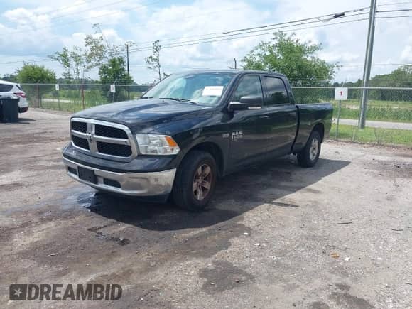 2020 Ram 1500 SLT z VIN 1C6RR6TT0LS135260, wystawiony jako IAAI lot #42356895 z przebiegiem 79 240 mil mil oraz . Historia ofert i sprzedaży dostępna na DreamBid. Obrazek 17.