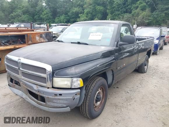 1999 Dodge 1500 with VIN 1B7HC16X7XS152439, listed as a IAAI auction lot 42676198 with 300,329 mi miles and . Bid and sale history available at DreamBid. Image 2.