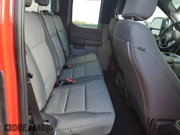 2024 Ford F-250 XL z VIN 1FT8X2BA7RED01431, wystawiony jako Copart lot #81092425 z przebiegiem 38 425 mil mil oraz Szkoda całkowita • Salvage title. Historia ofert i sprzedaży dostępna na DreamBid. Obrazek 10.