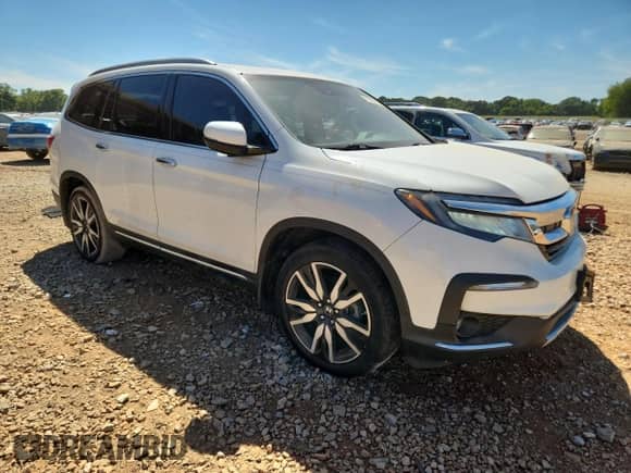 2019 Honda Pilot Touring 8-Passenger z VIN 5FNYF5H96KB015396, wystawiony jako Copart lot #70816345 z przebiegiem 108 095 mil mil oraz Szkoda całkowita • Salvage title. Historia ofert i sprzedaży dostępna na DreamBid. Obrazek 4.