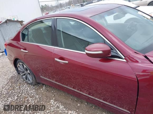 2013 Hyundai Genesis R-Spec z VIN KMHGC4DH3DU240294, wystawiony jako IAAI lot #41514721 z przebiegiem 137 269 mil mil oraz . Historia ofert i sprzedaży dostępna na DreamBid. Obrazek 13.