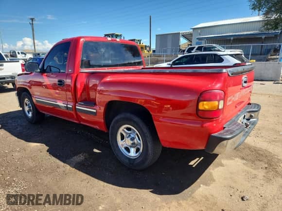 2001 Chevrolet Silverado 1500 z VIN 1GCEC14W91Z302174, wystawiony jako Copart lot #84627995 z przebiegiem 134 471 mil mil oraz Szkoda całkowita • Salvage title. Historia ofert i sprzedaży dostępna na DreamBid. Obrazek 2.