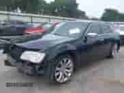 2019 Chrysler 300 Limited с VIN 2C3CCAEG1KH555817, выставлен на аукционе IAAI как лот 42795841 с пробегом 69 534 миль миль и . История ставок и продаж доступна на DreamBid. Изображение 2.