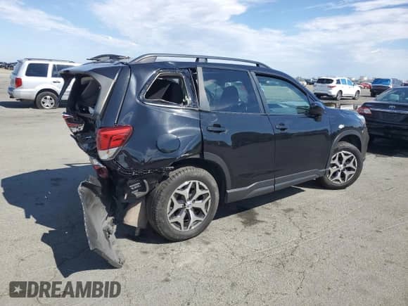 2019 Subaru Forester Premium z VIN JF2SKAEC0KH515226, wystawiony jako Copart lot #81332635 z przebiegiem 87 891 mil mil oraz Szkoda całkowita • Salvage title. Historia ofert i sprzedaży dostępna na DreamBid. Obrazek 3.