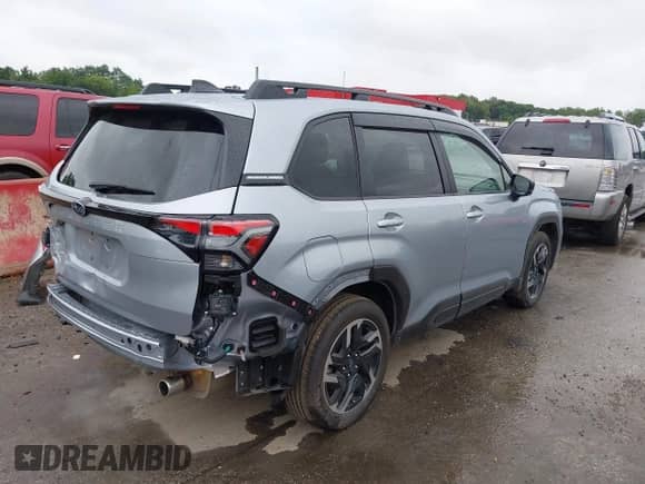 2025 Subaru Forester Limited z VIN JF2SLDRCXSH564300, wystawiony jako IAAI lot #42963580 z przebiegiem 6 546 mil mil oraz . Historia ofert i sprzedaży dostępna na DreamBid. Obrazek 4.