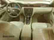 2008 Chevrolet Impala LTZ z VIN 2G1WU583881251819, wystawiony jako Copart lot #63138415 z przebiegiem 195 950 mil mil oraz Szkoda całkowita • Salvage title. Historia ofert i sprzedaży dostępna na DreamBid. Obrazek 8.