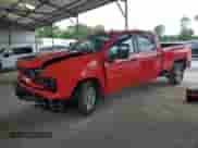 2025 Chevrolet Silverado 2500HD Custom z VIN 1GC4KME7XSF104407, wystawiony jako Copart lot #63369325 z przebiegiem 15 393 mil mil oraz Szkoda całkowita • Salvage title. Historia ofert i sprzedaży dostępna na DreamBid. Obrazek 1.