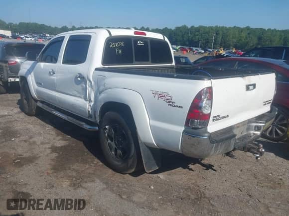 2010 Toyota Tacoma PreRunner с VIN 3TMJU4GNXAM103720, выставлен на аукционе IAAI как лот 42994037 с пробегом 214 592 миль миль и . История ставок и продаж доступна на DreamBid. Изображение 3.