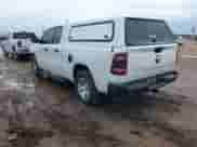 2023 Ram 1500 Tradesman z VIN 1C6RRFCG9PN546423, wystawiony jako IAAI lot #41953444 z przebiegiem 110 457 mil mil oraz . Historia ofert i sprzedaży dostępna na DreamBid. Obrazek 3.