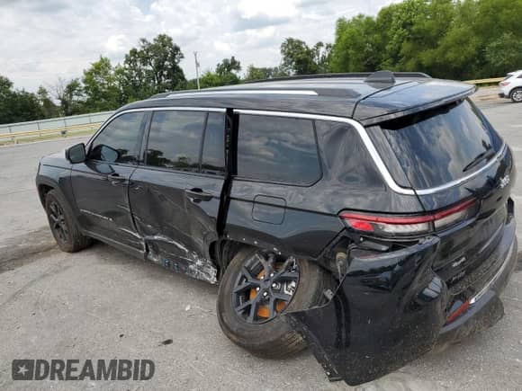 2023 Jeep Grand Cherokee Limited with VIN 1C4RJKBG1P8798496, listed as a Copart auction lot 67910305 with 36,032 mi miles and Salvage title. Bid and sale history available at DreamBid. Image 2.