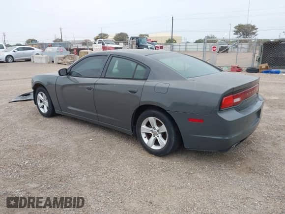 2014 Dodge Charger SE with VIN 2C3CDXBG3EH295350, listed as a IAAI auction lot 42254462 with 13,987 mi miles and . Bid and sale history available at DreamBid. Image 3.