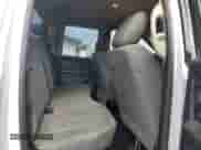 2014 Ram 1500 Tradesman z VIN 1C6RR7FT3ES197353, wystawiony jako Copart lot #61025795 z przebiegiem 249 953 mil mil oraz Czysty tytuł • Clean title. Historia ofert i sprzedaży dostępna na DreamBid. Obrazek 10.